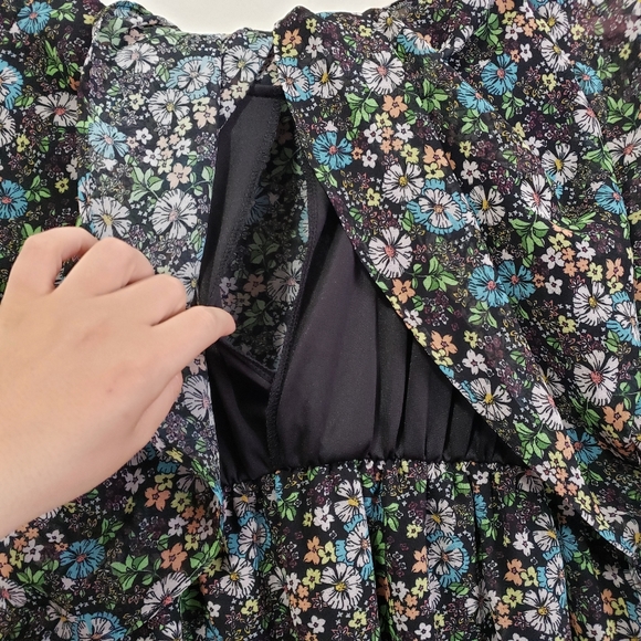 Maternal America ruffle overlay nursing dress L - Picture 6 of 9